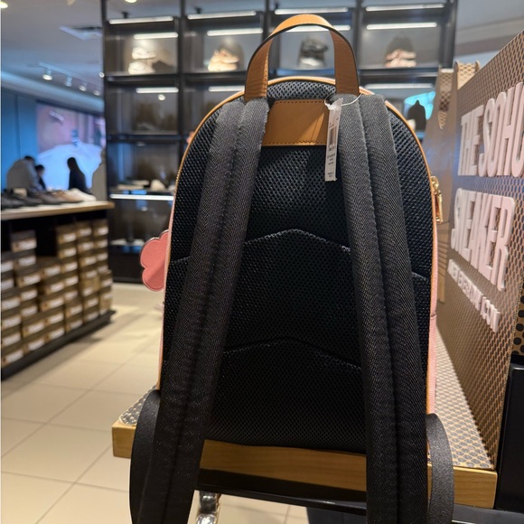 NWT Coach OUTLET Taylor Small Backpack In Powder PinK CEF46 - Picture 3 of 4